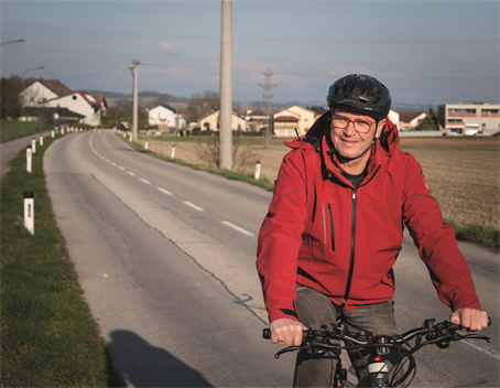 Walter Hofstätter auf dem Fahrrad